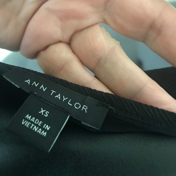 Ann Taylor - Picture 4 of 4